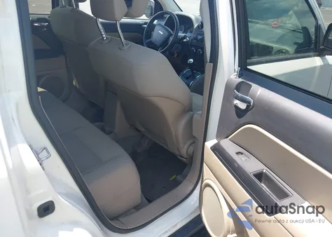 2010 Jeep Compass Sport z USA, uszkodzony, nr VIN 1J4NT4FB7AD503235